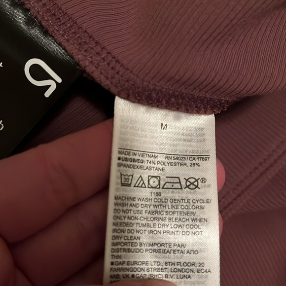 GapFit Rib Sky High Studio Purple Flare Leggings/NWT/M - Picture 10 of 13